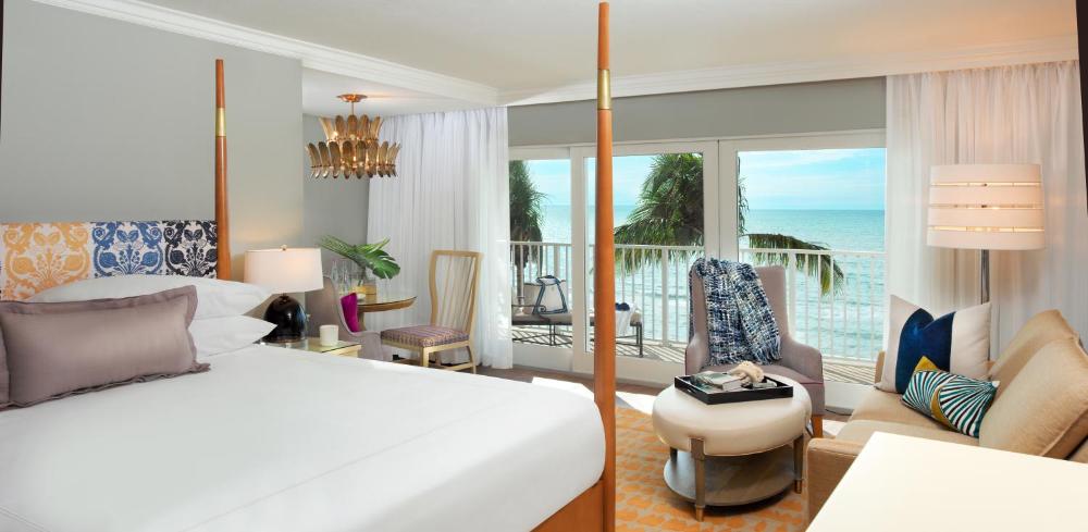 Quadruple Room interior